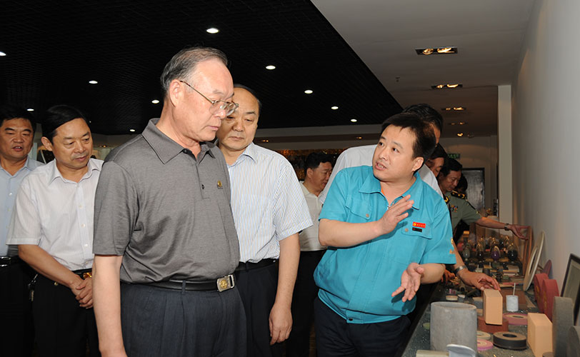 中国人民解放军总政治部副主任贾廷安上将莅临指导工作